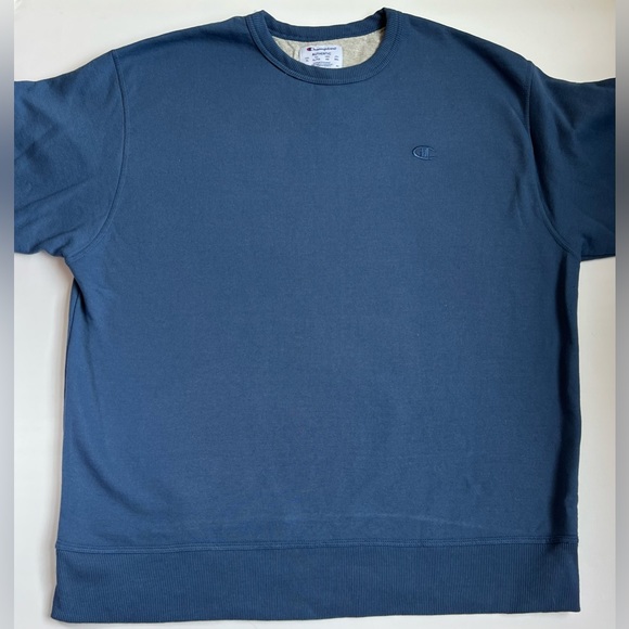 champion crewneck - Picture 4 of 5